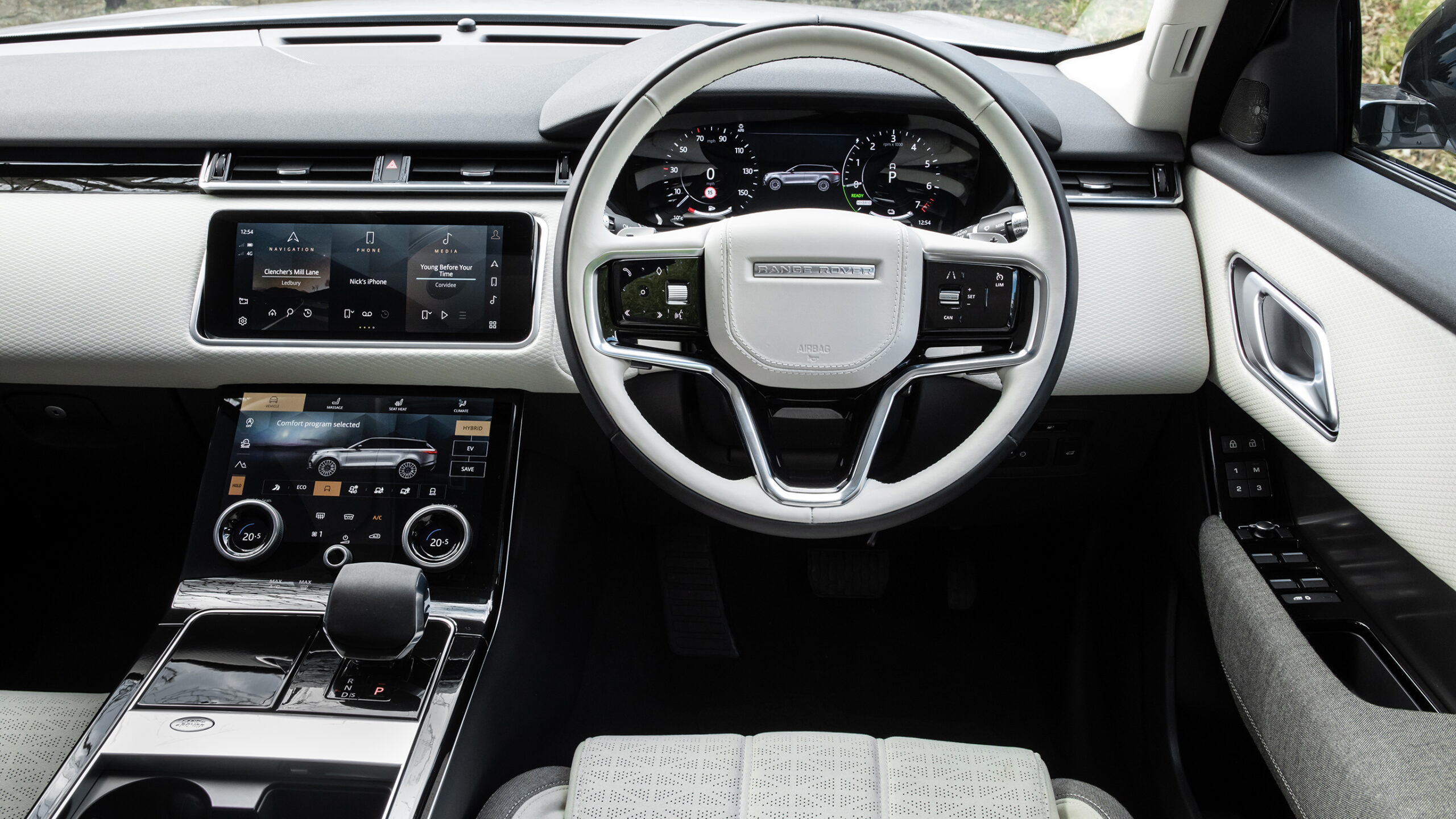 range rover velar interior