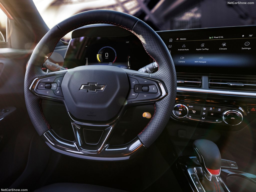 chevrolet trax interior