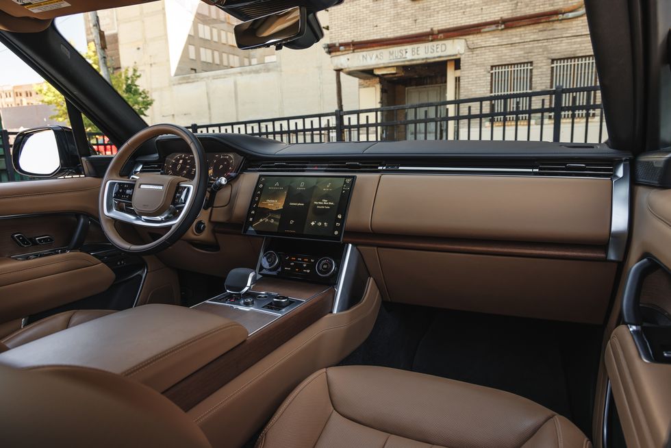 2023 range rover interior