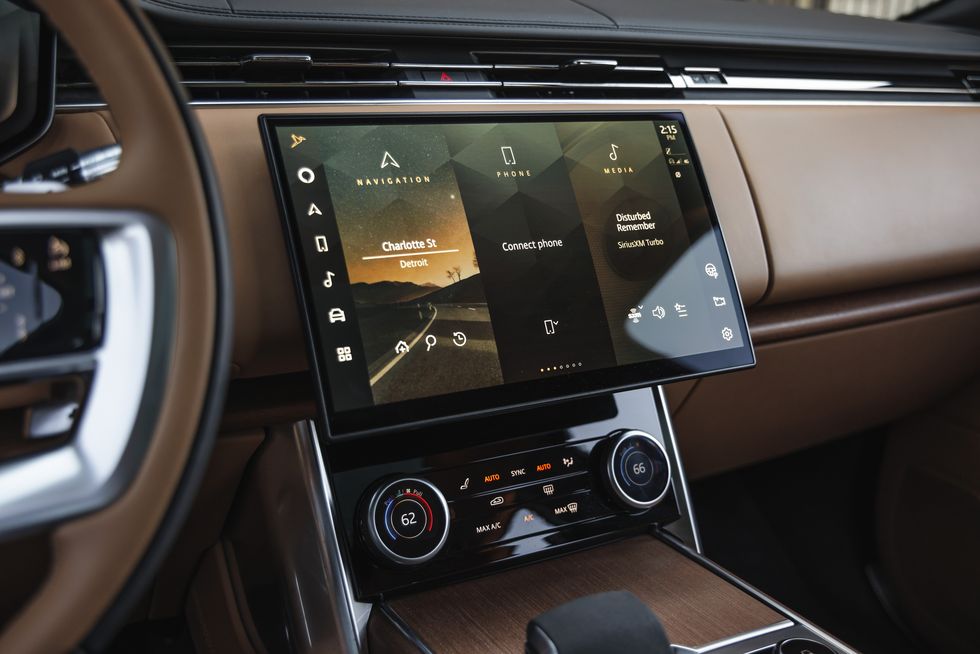 2023 range rover interior