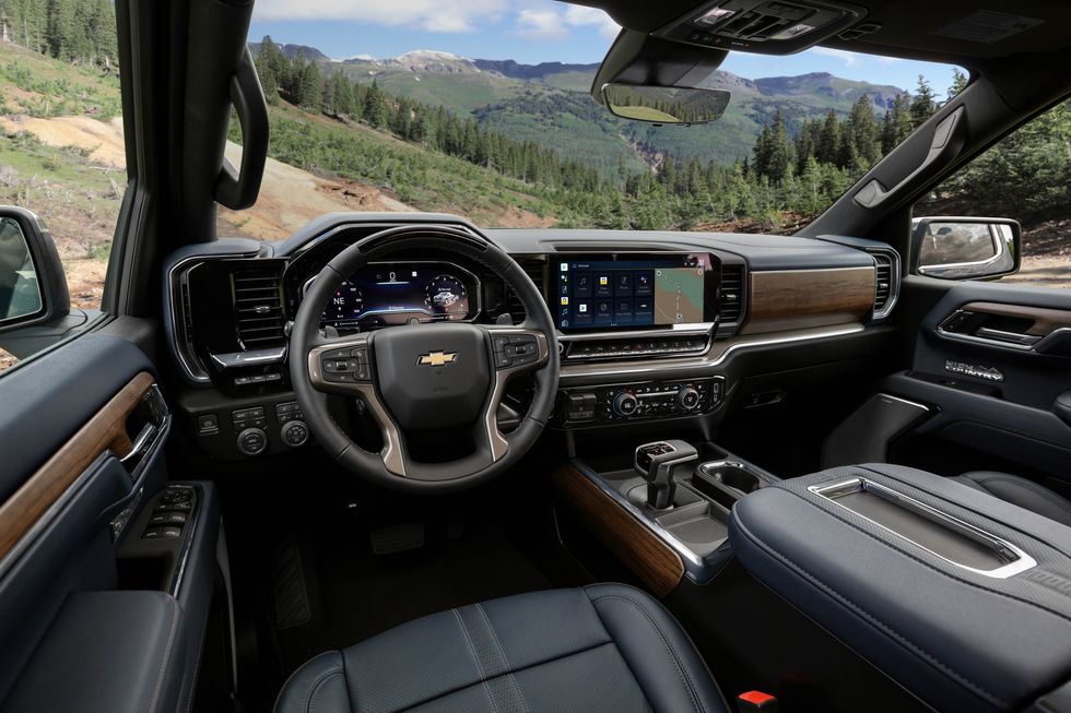 2022 chevy silverado 1500 interior