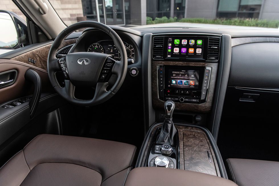 2023 infiniti qx80 interior