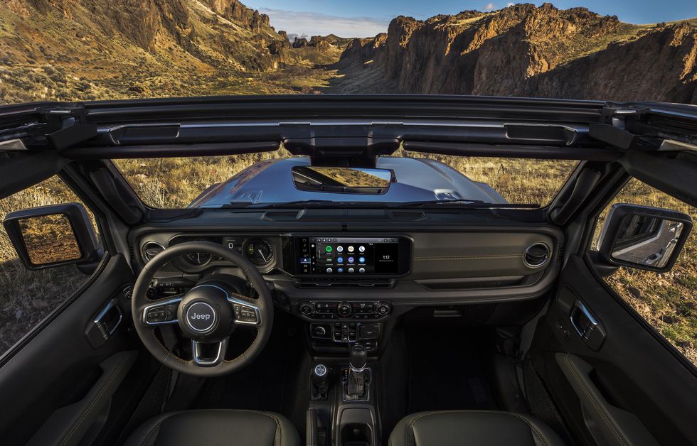 2024 jeep wrangler interior