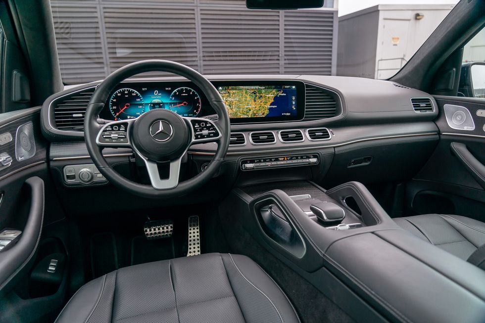 2022 mercedes-benz gls-class interior