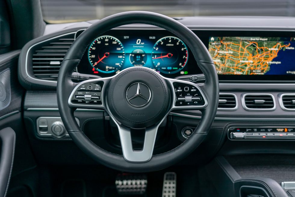 2022 mercedes-benz gls-class interior