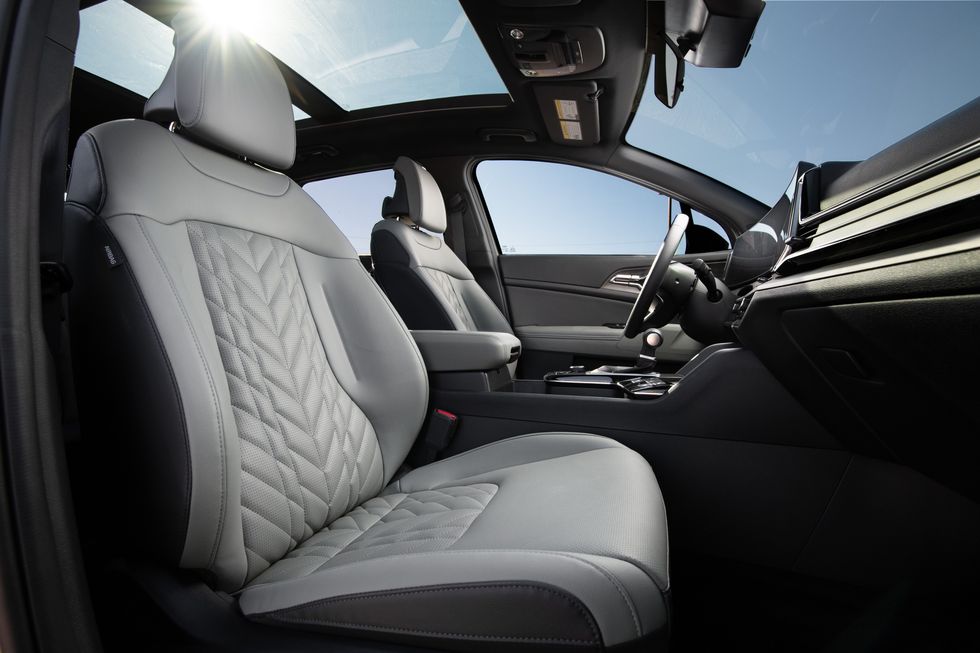 2023 kia sportage Interior