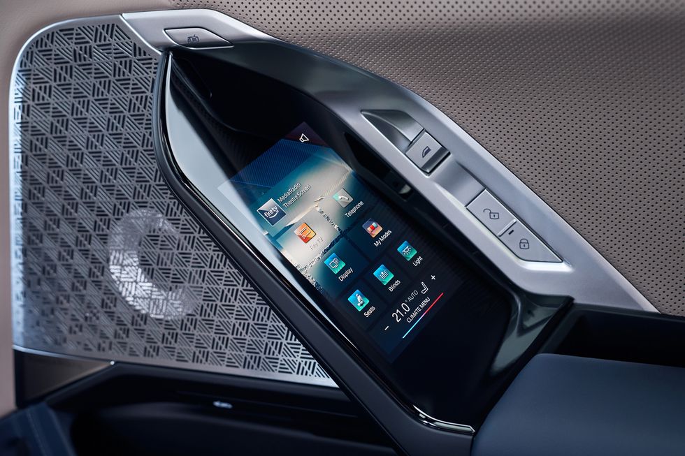 bmw i7 interior