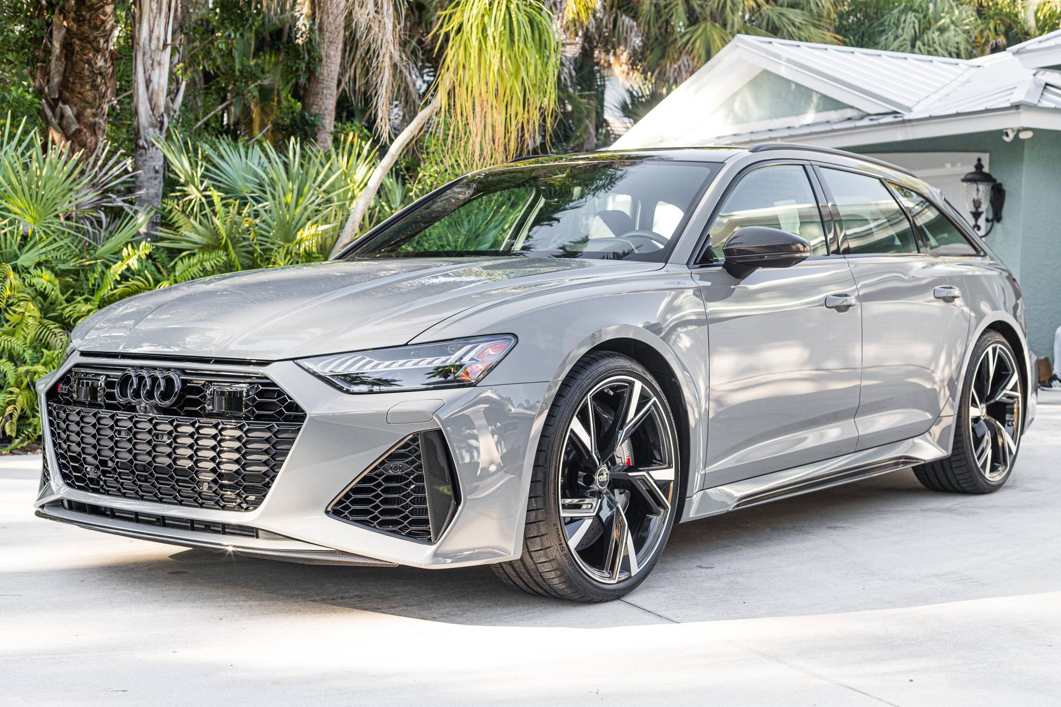 New Audi RS 6 Performance 2023 review