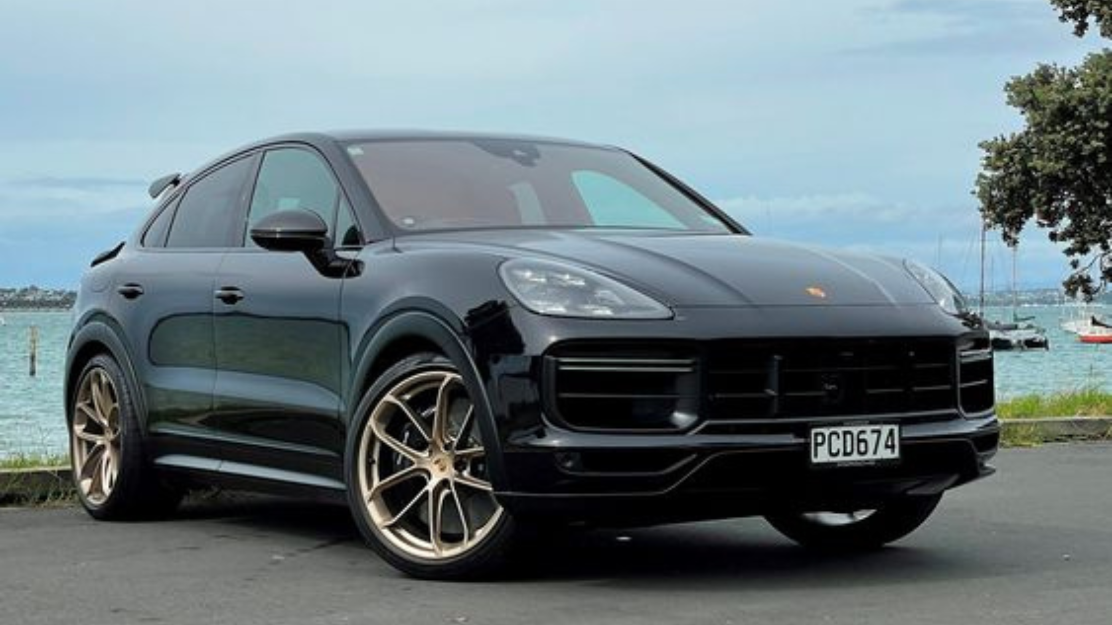 2023 porsche cayenne